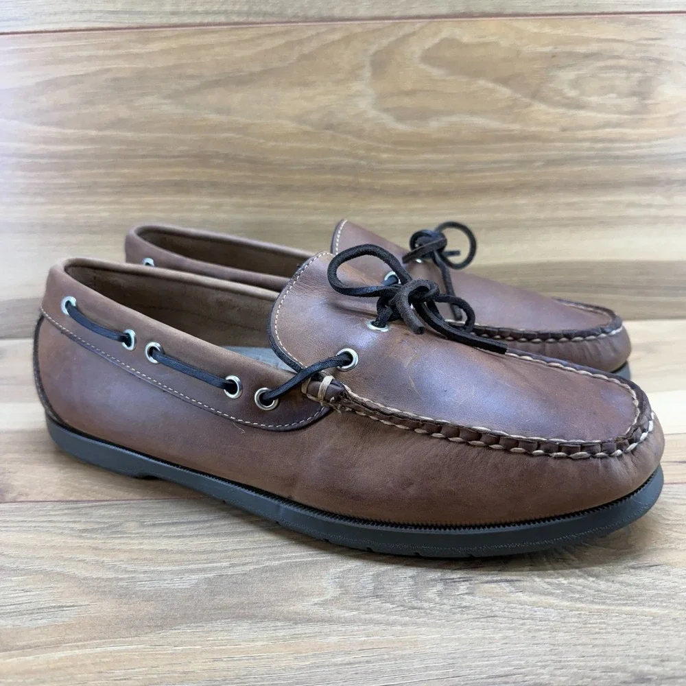 LL BEAN Camp Moc II Loafers Men 9.5 EE Handsewn Moccasins Casual Vacation Resort